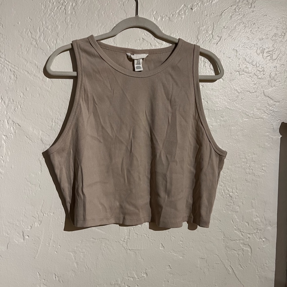 H & M crop top taupe